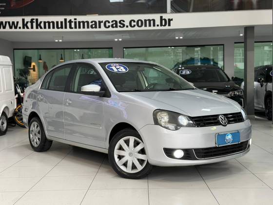 VOLKSWAGEN POLO SEDAN 1.6 MI COMFORTLINE 8V FLEX 4P MANUAL